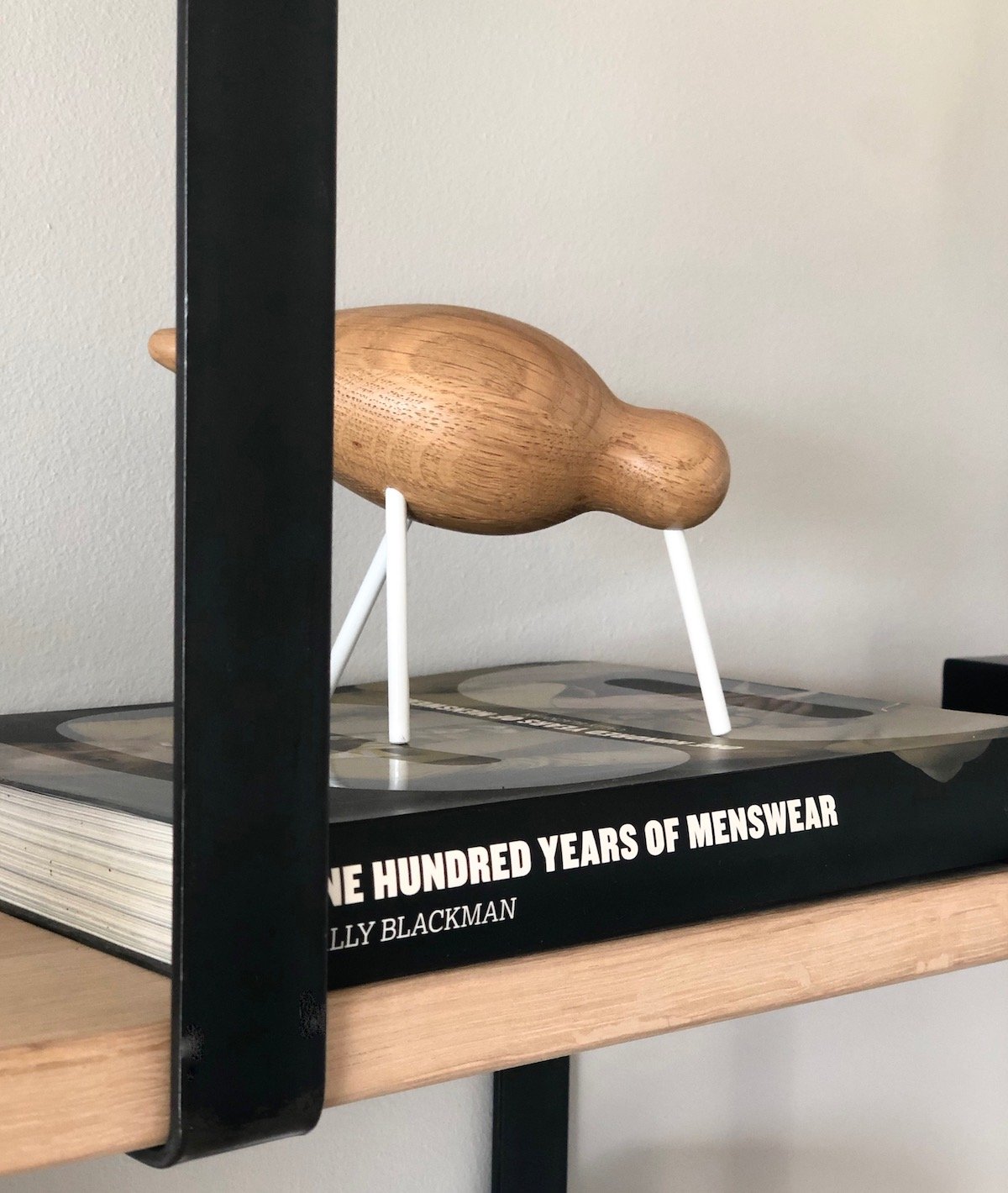 livre taschen mode homme histoire statue oiseau bois scandinave Normann Copenhagen - clematc