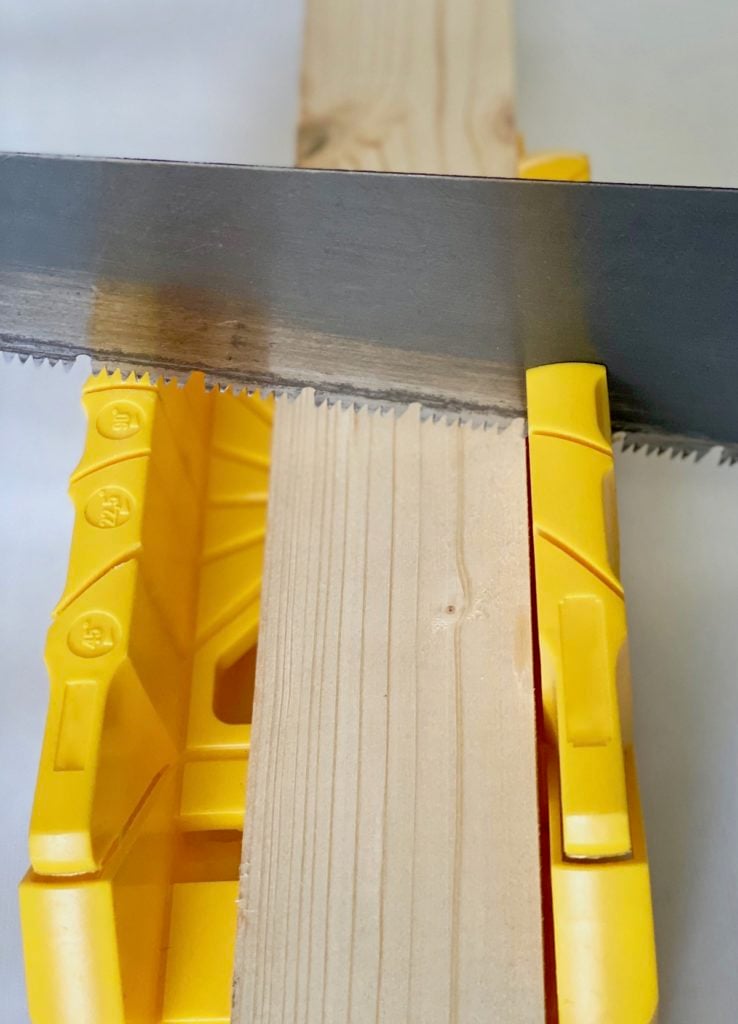 tuto decoration do it yourself animal bois scie boite a onglet