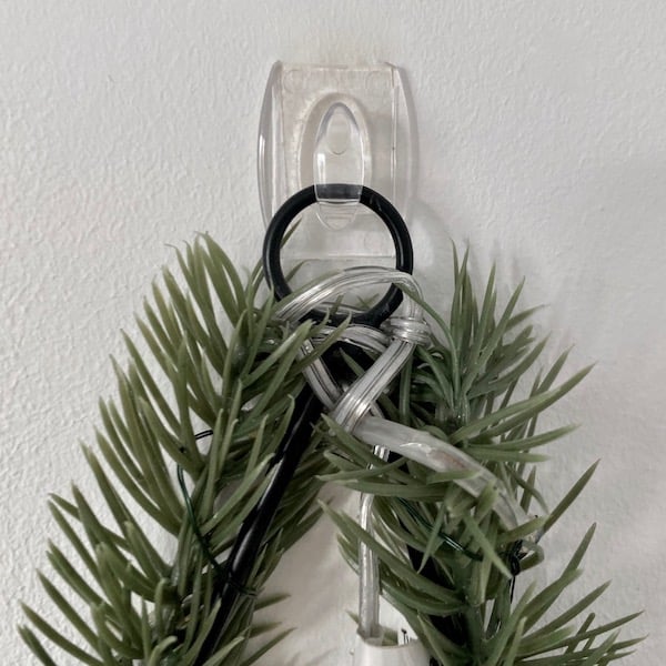 décorer ses murs sans percer noël accroche crochet invisible command