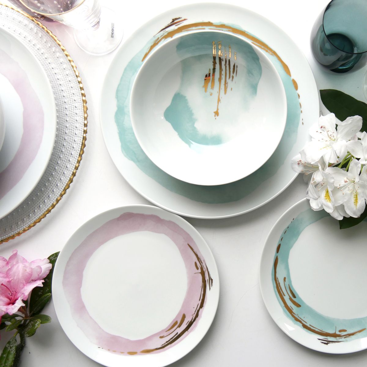 assiette porcelaine tache peinture rose bleu pastel déco poétique