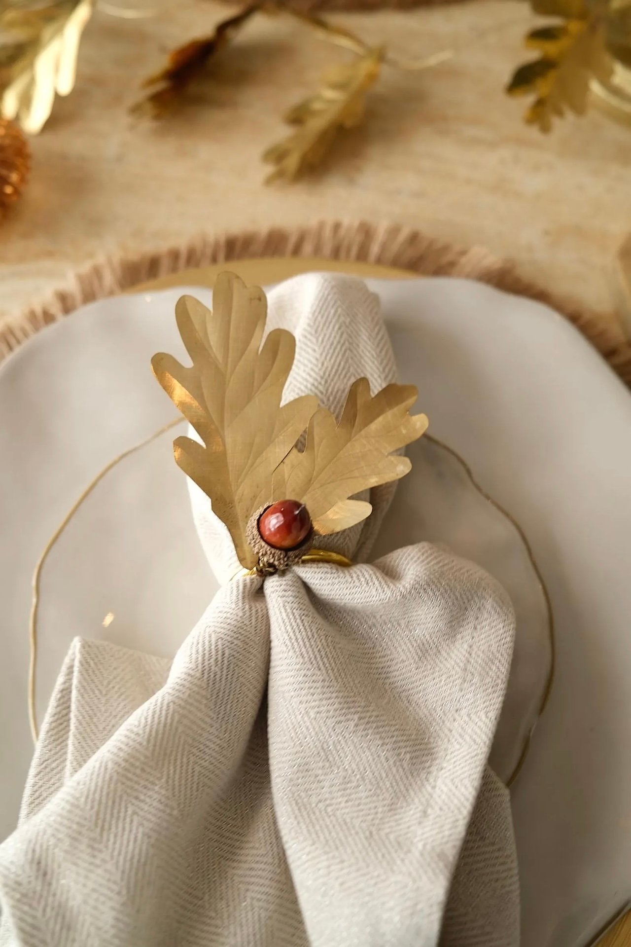 déco de Noël fait-main blog feuilles dorées