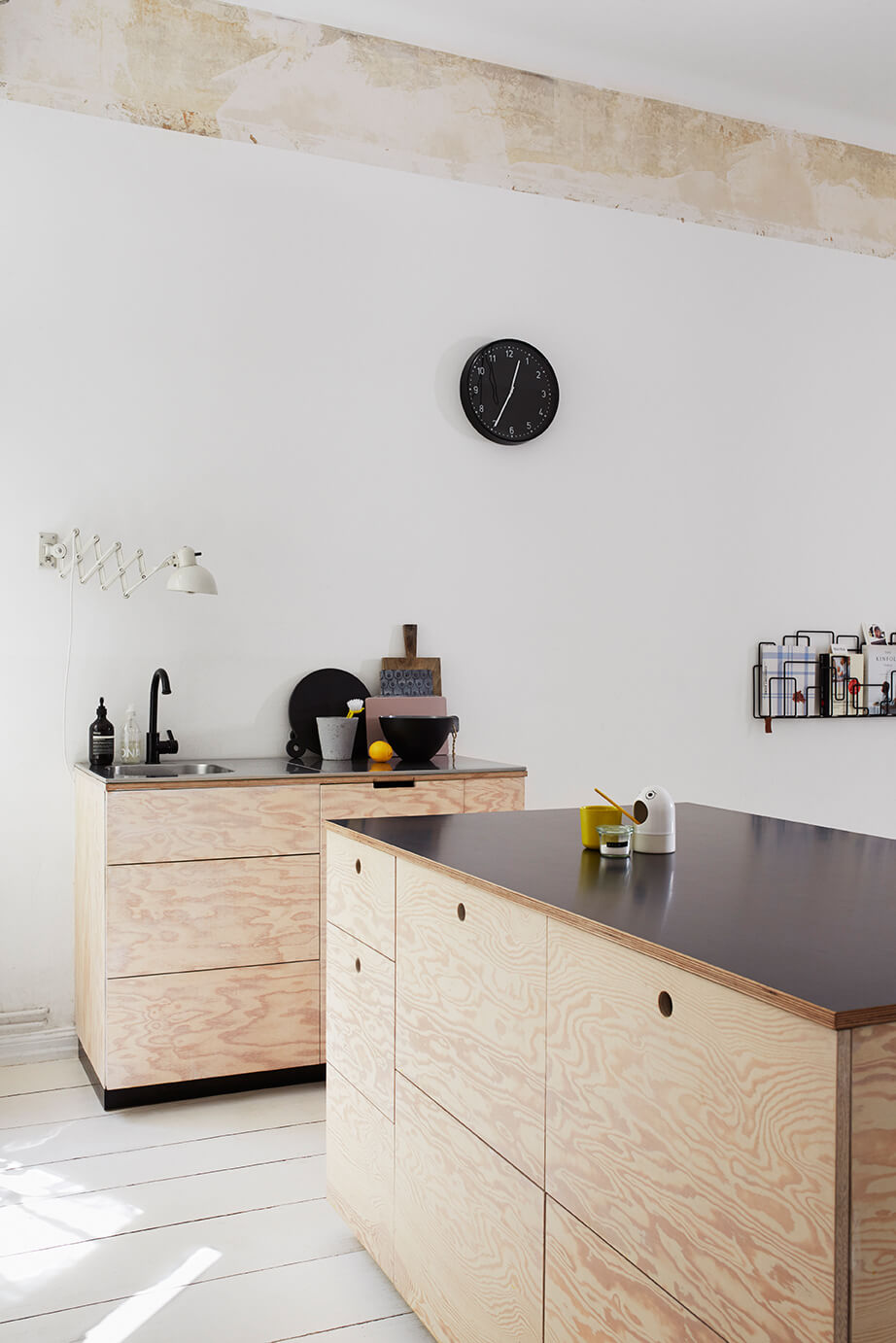 cuisine en bois décoration intérieure minimaliste naturel clemaroundthecorner