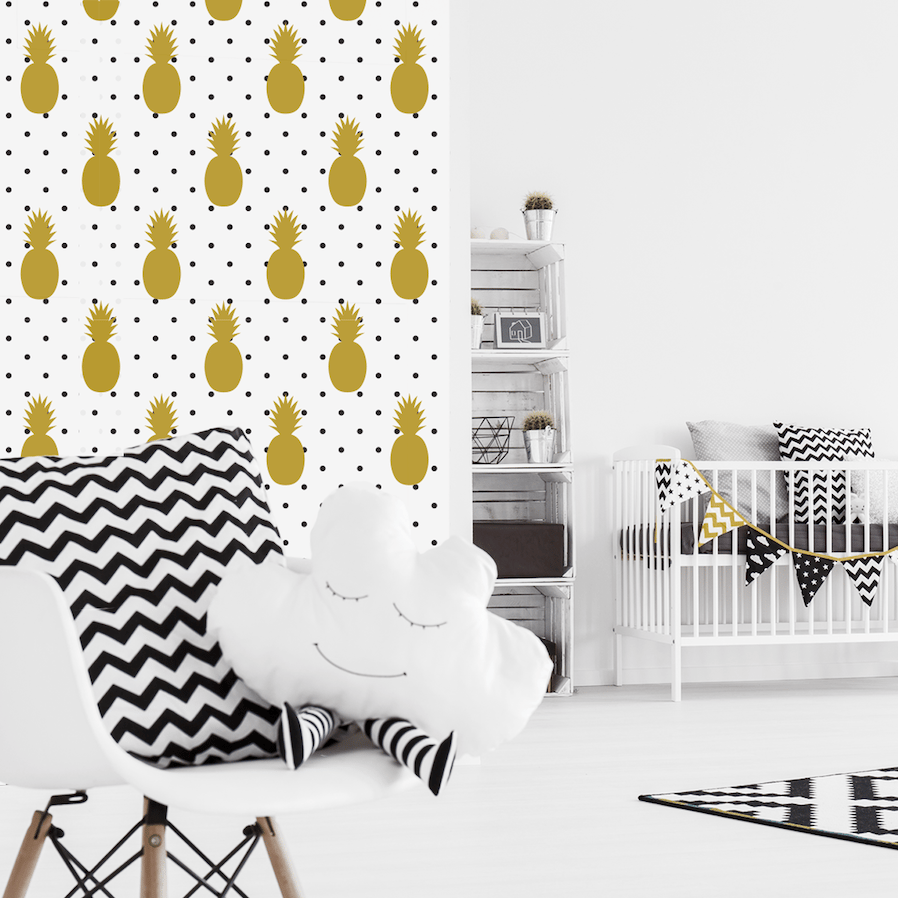 chambre enfant noir blanc jaune accessoire déco poétique coussin nuage papier peint ananas chaise scandinave