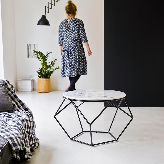 intérieur idée déco salon noir blanc marbre décoration loft clem around the corner