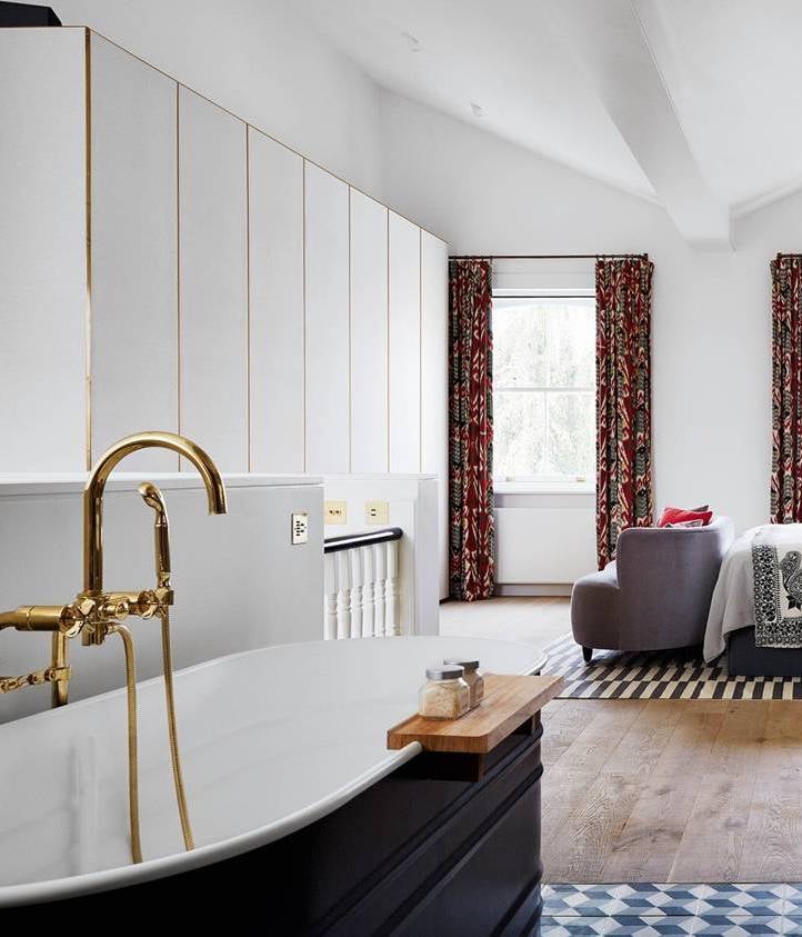 maison de famille anglaise suite parentale chic sobre moderne laiton parquet