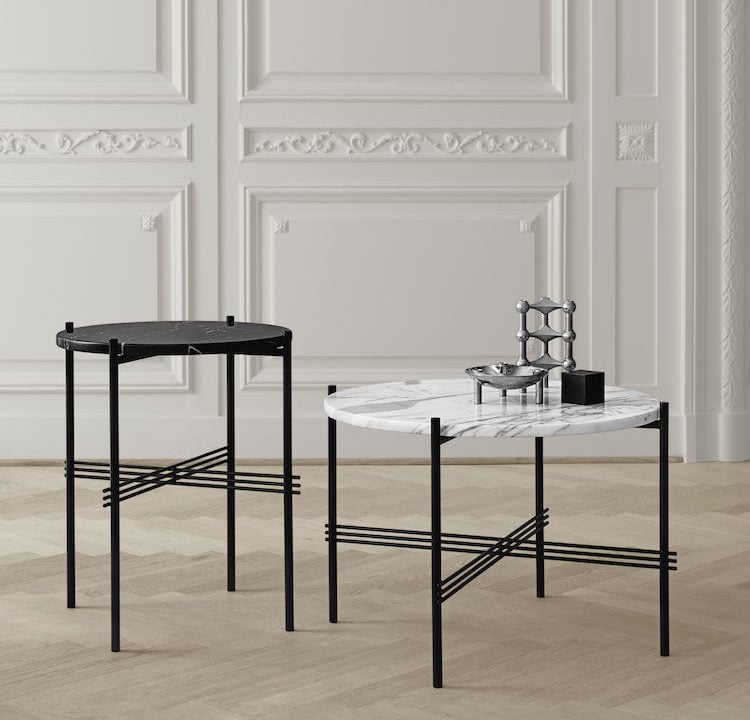 marbre noir pied noir gubi guéridon appartement parisien peinture beige