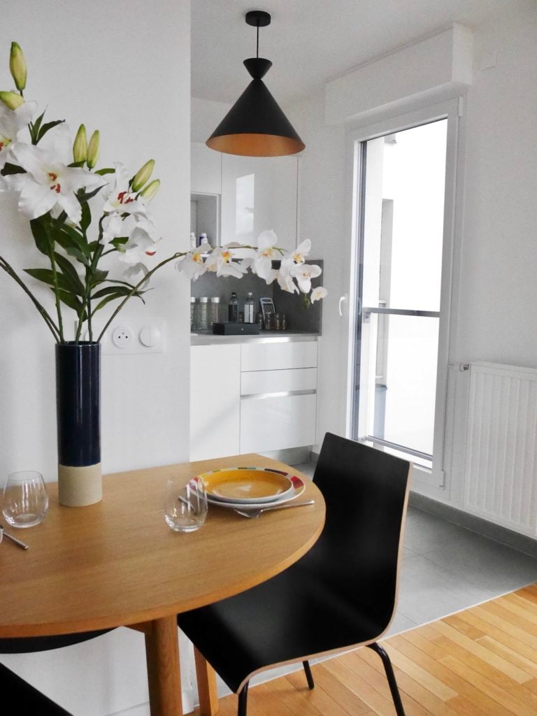 idylle installer coin repas cuisine ouverte table demi lune - blog déco - clematc