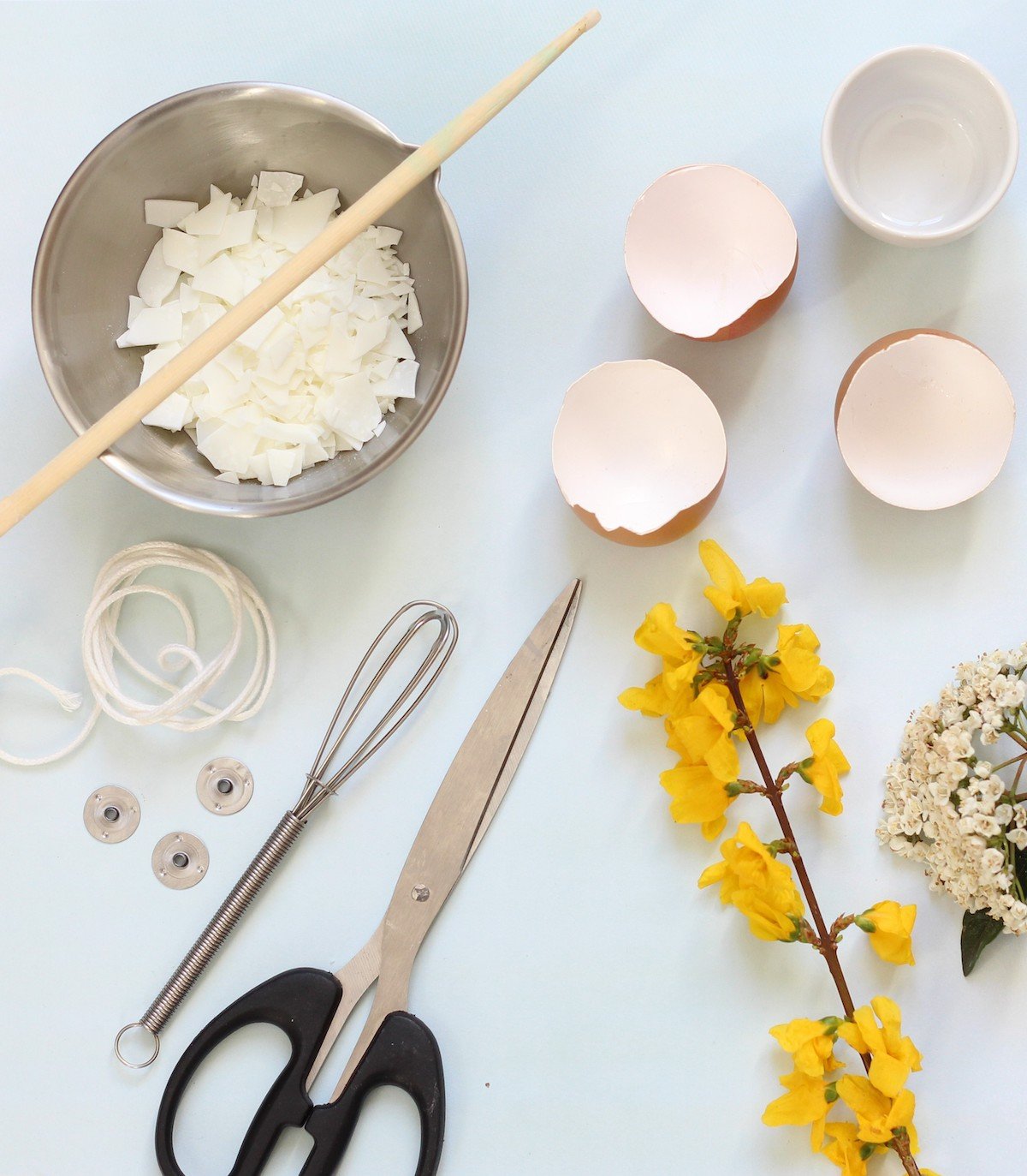 activité manuelle bougie oeuf parfumée upcycling décoration