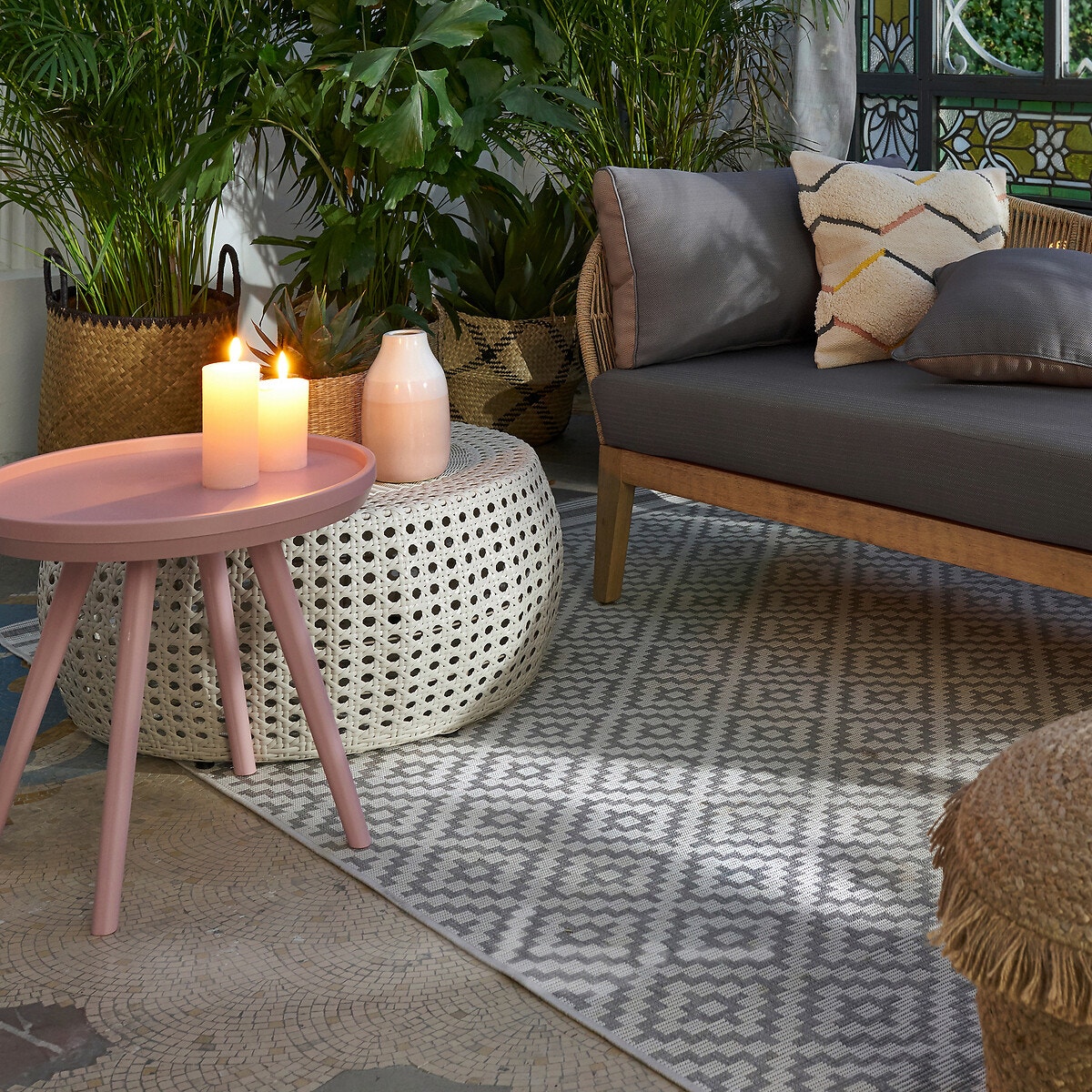 table basse rotin écru déco extérieure terrasse bohème panier osier blog déco clematc