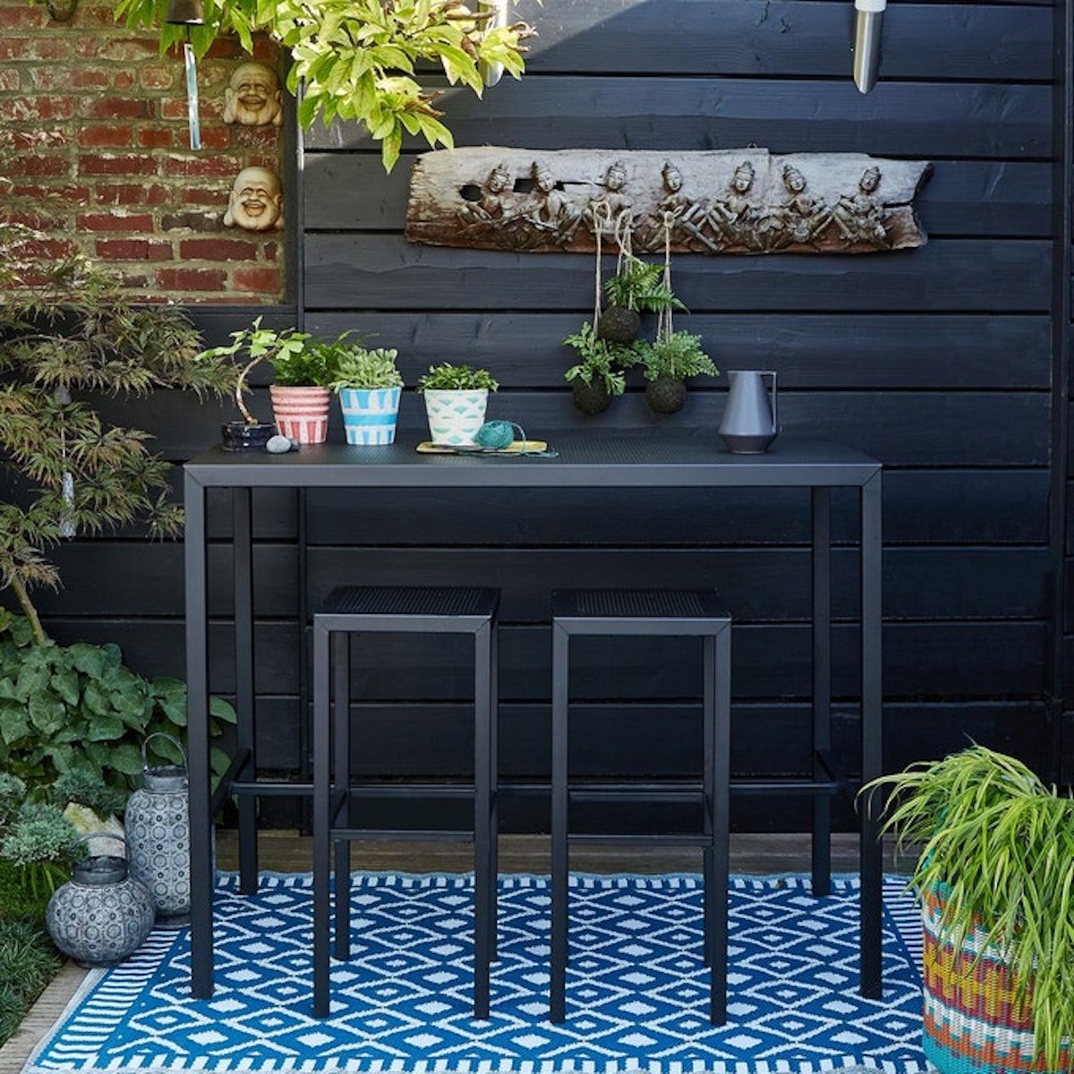 table haute extérieur chaise haute aménagement balcon longueur - blog déco - clematc