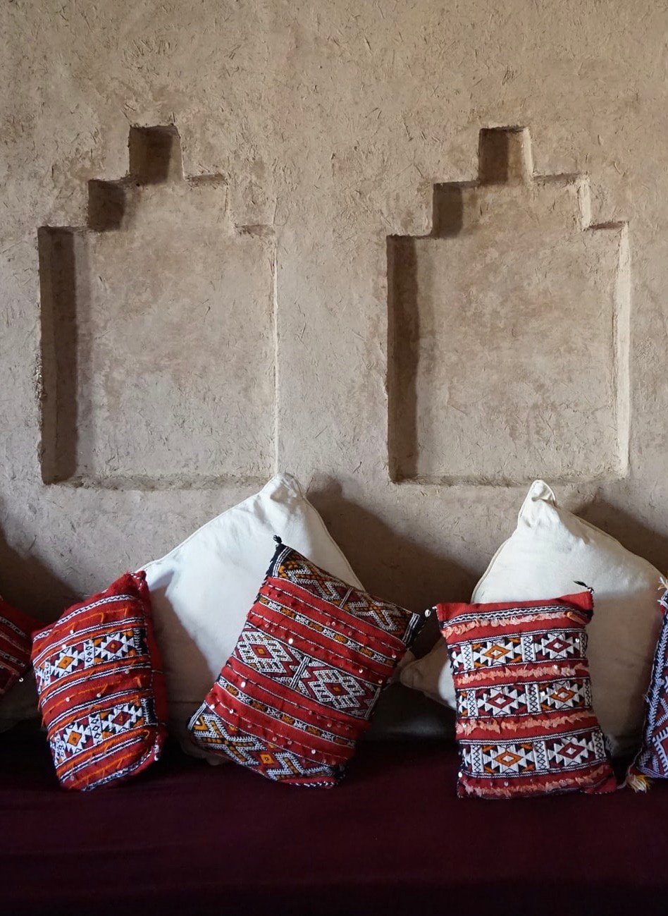 tissu revêtement kilim coussin ethnique ambiance - blog déco - clematc