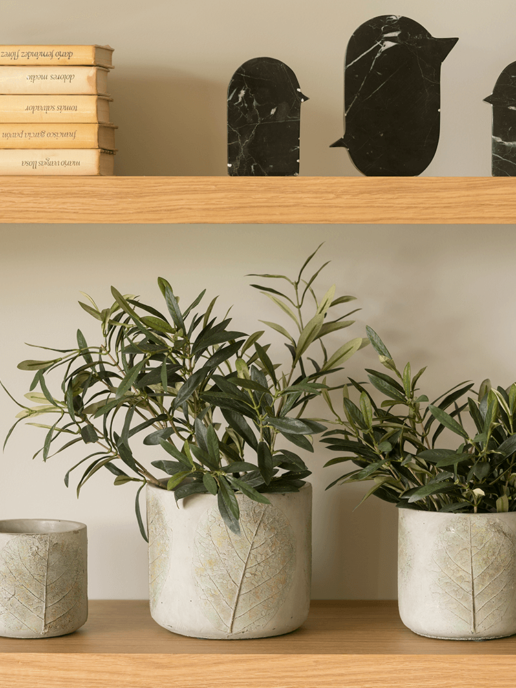 statue oiseau marbre noir étagère cache pot béton diy empreinte feuille