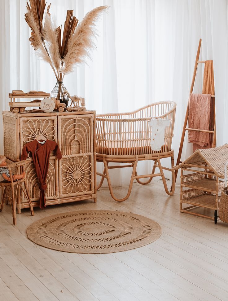 berceau mobilier rotin tapis fibres naturelles herbes de la pampa chambre enfant blog déco clematc