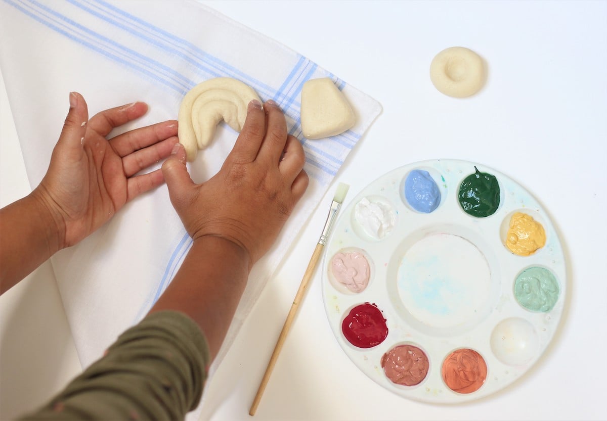 idée bricolage enfant pâte à modeler filmo arc en ciel