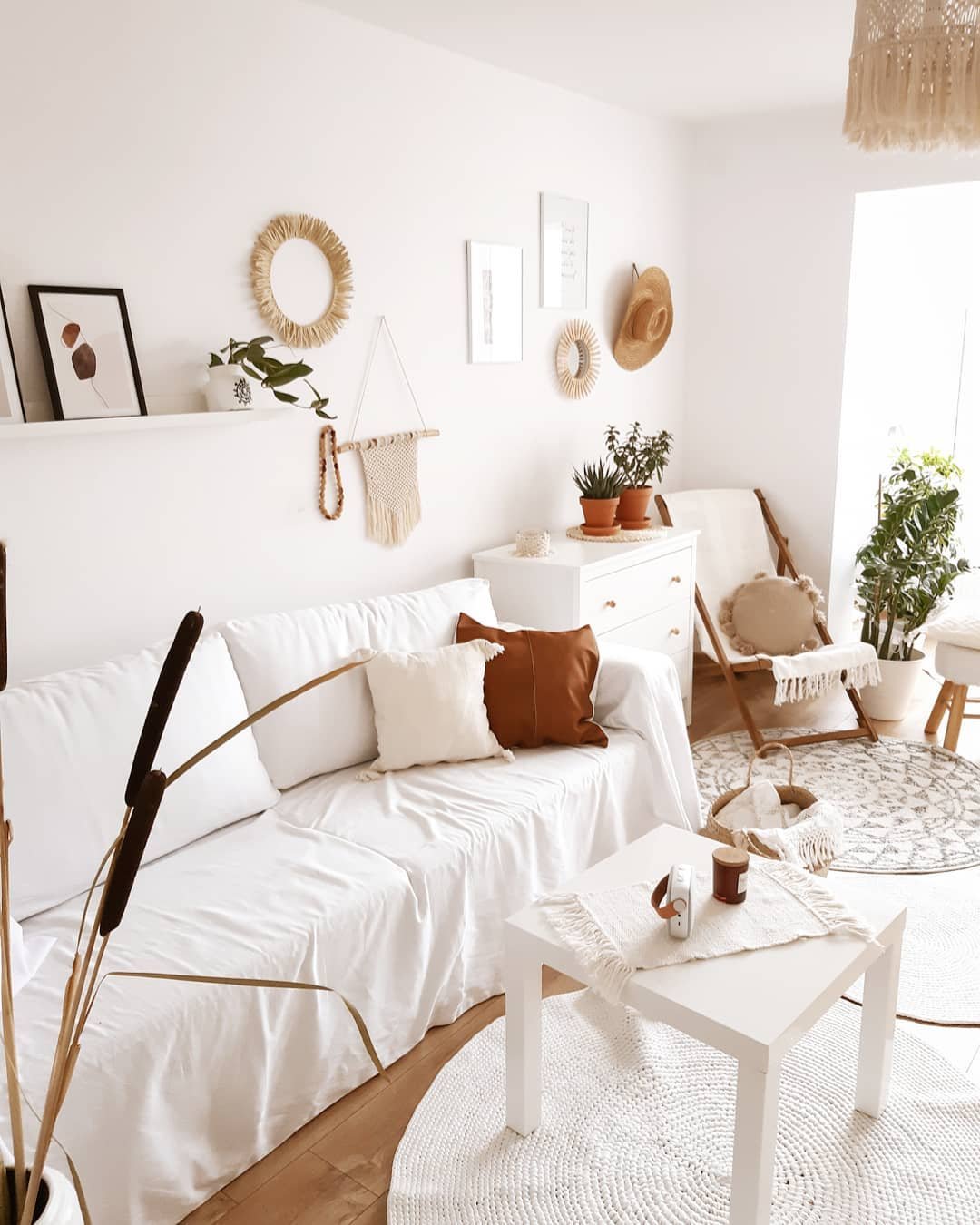 salon roseau séché tapis rond blanc corde - blog déco - clem around the corner