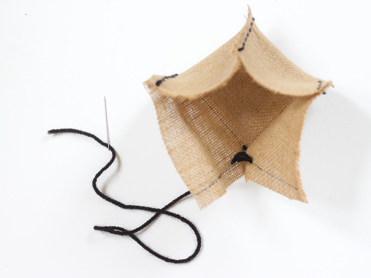 créer panier couture sans machine coudre upcycling chute tissu jute toile