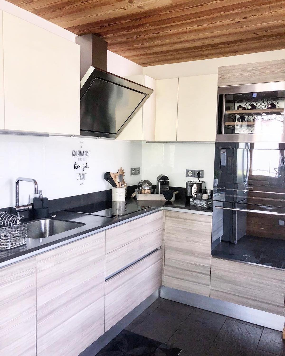 cuisine design revêtement bois tendance Déco by Paolina