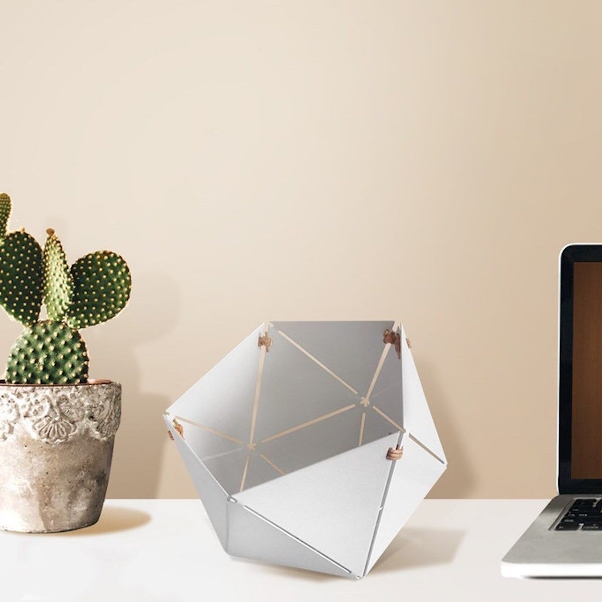 vide poche acier boule blanc entrée débarras - blog déco - clematc