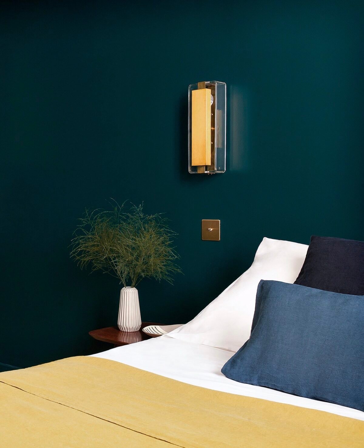 mur paon applique style art déco laiton verre blog clem around the corner