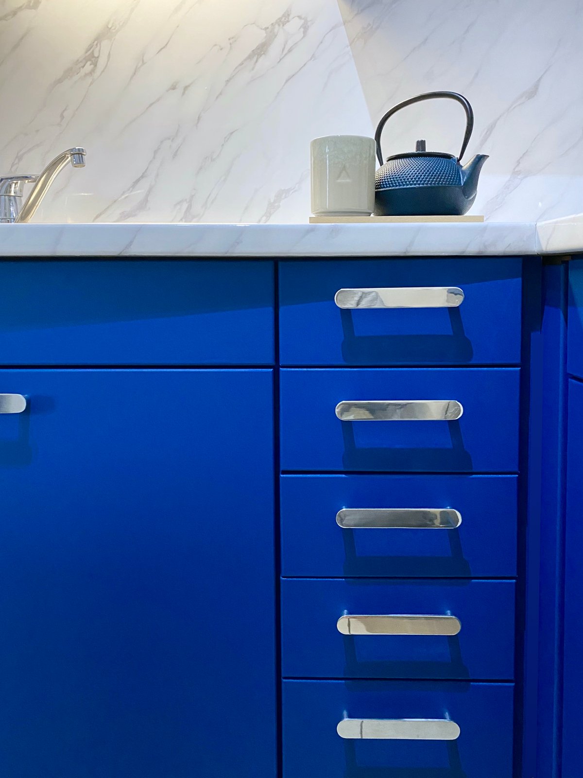 blue kitchen superfront long mini circus handles