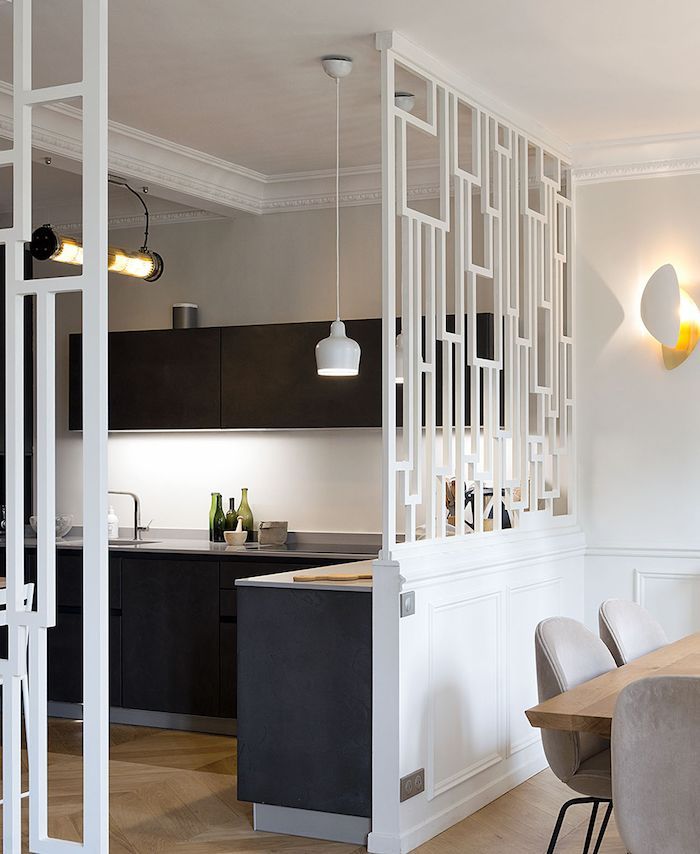 cloison bois blanc graphique séparation salon cuisine parquet bois