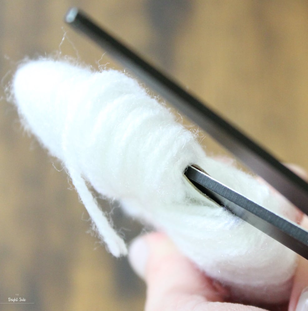 disque en carton rond blanc ciseau