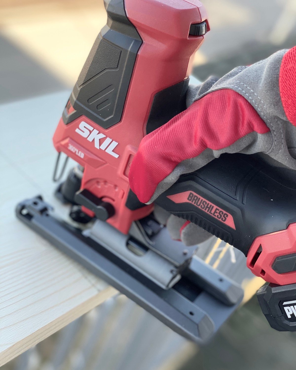 avis test scie sauteuse Brushless 12V SKIL