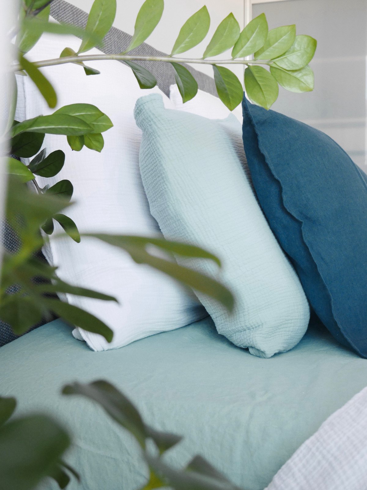 créer déco camaïeu bleu blanc vert céladon chambre