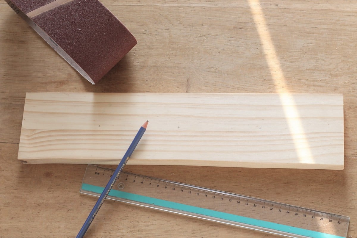 bricolage porte-manteau mural chute planche bois scandinave