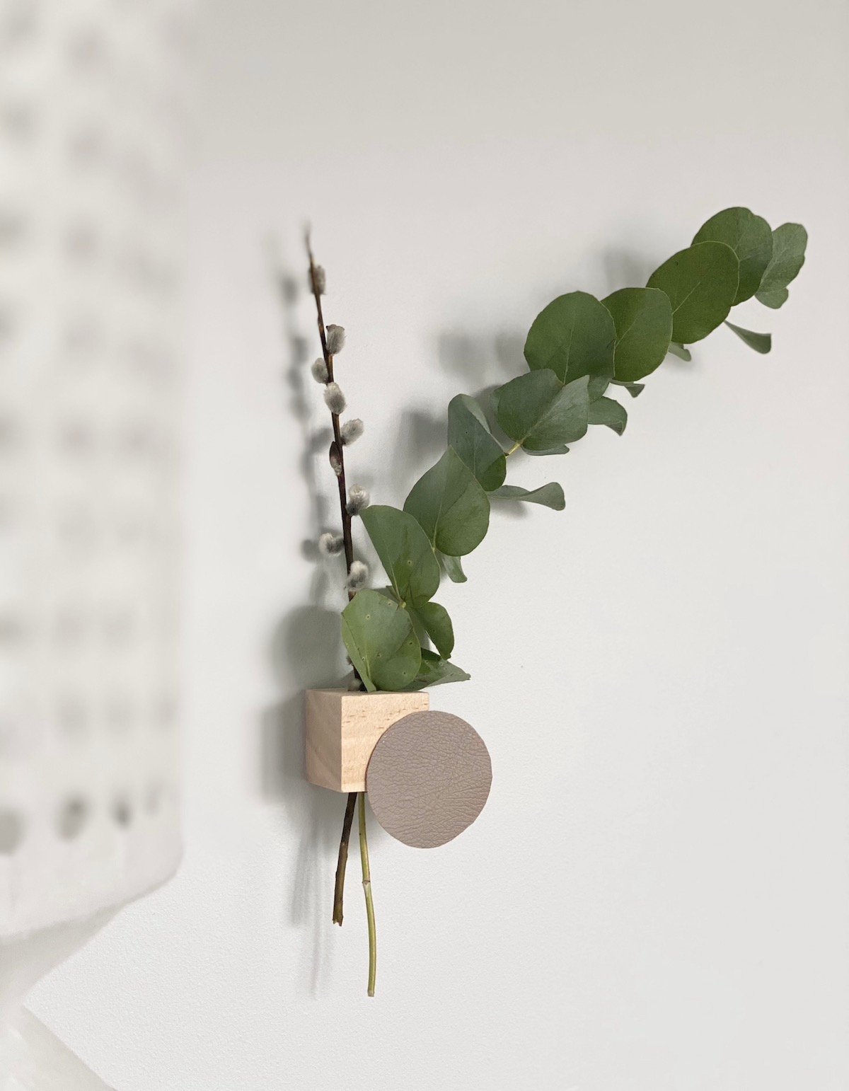 soliflore mural diy minimaliste bois - blog déco