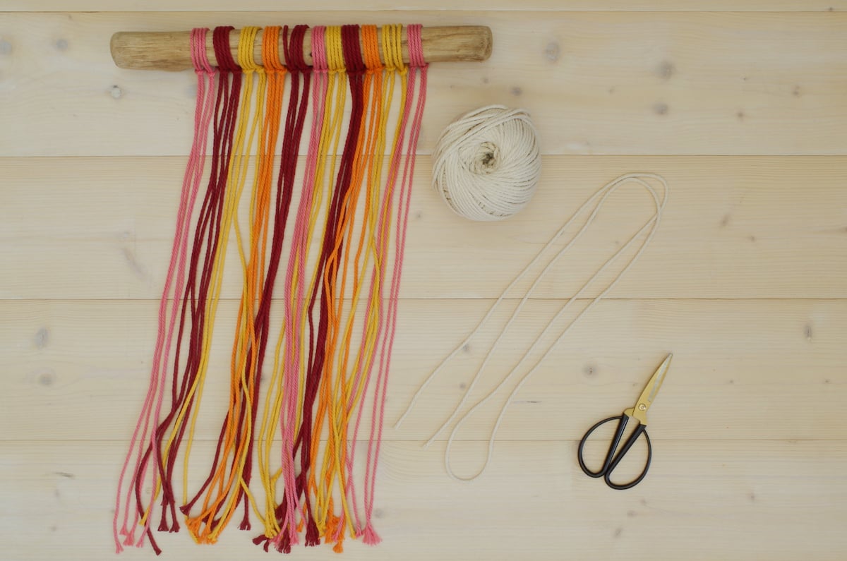 idée bricolage personnaliser chambre bébé bois cordelette