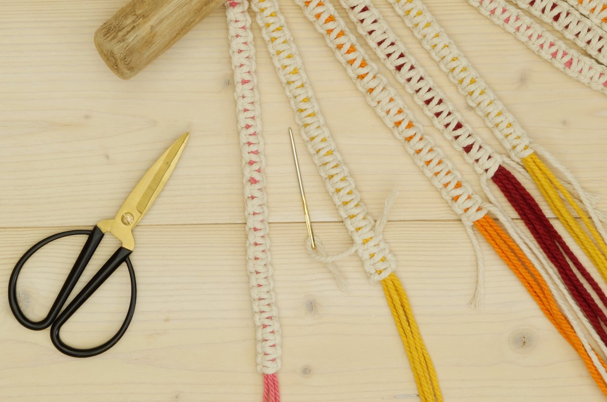 point invisible terminer tissage mural