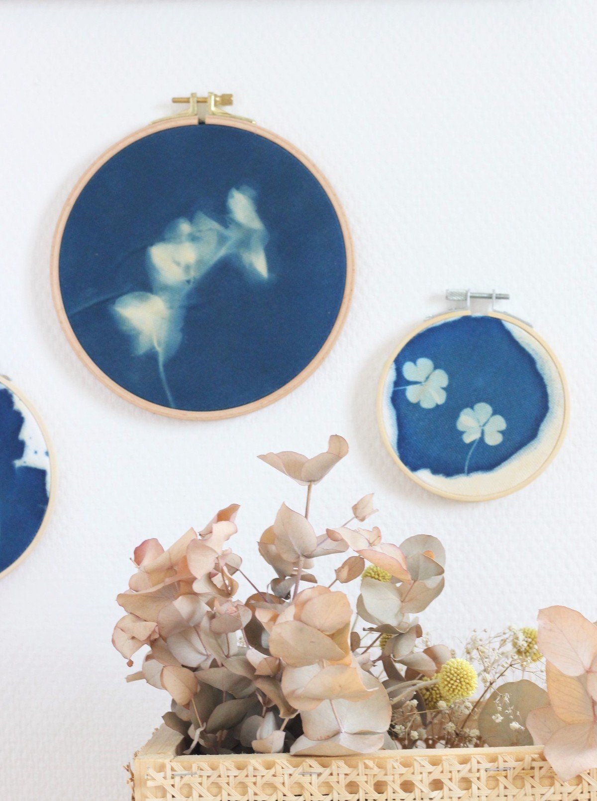 cyanotype sur tissu diy impression uv déco tambour cadre à broder