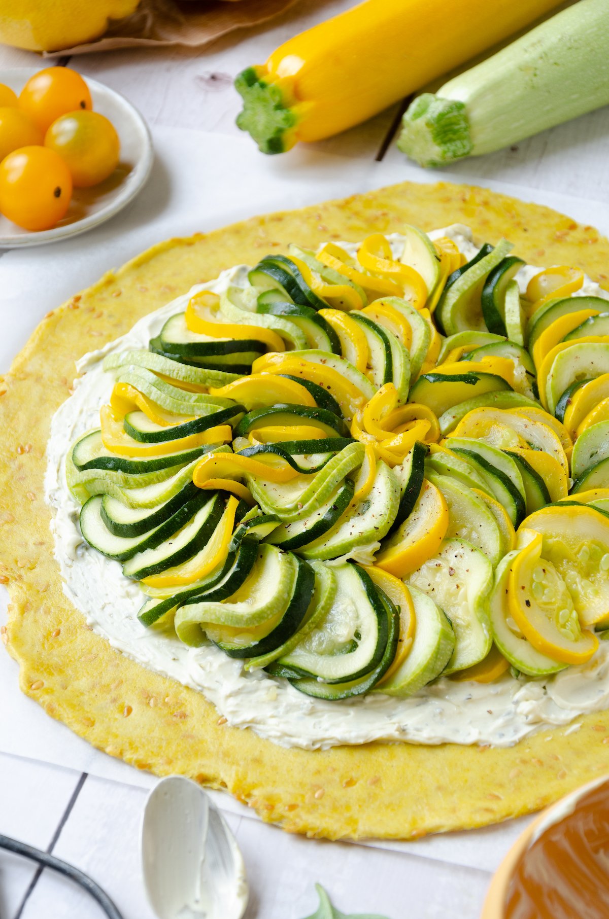 pizza courgette fromage ail fines herbes fait-maison