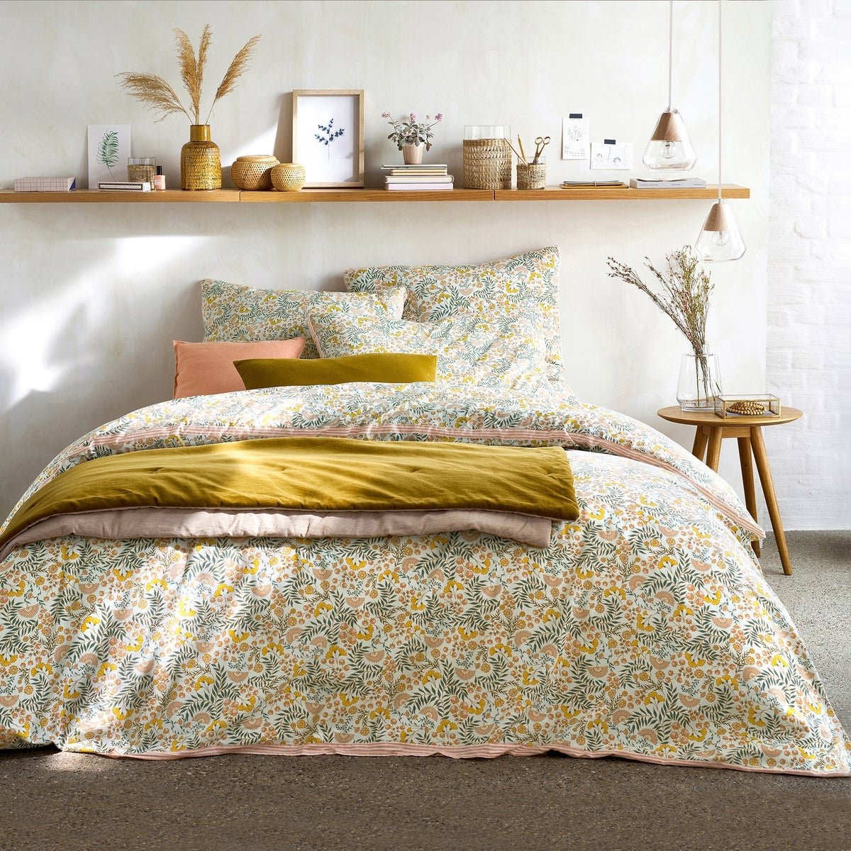 chambre déco nature chic bohème mimosa drap jaune rose pastel