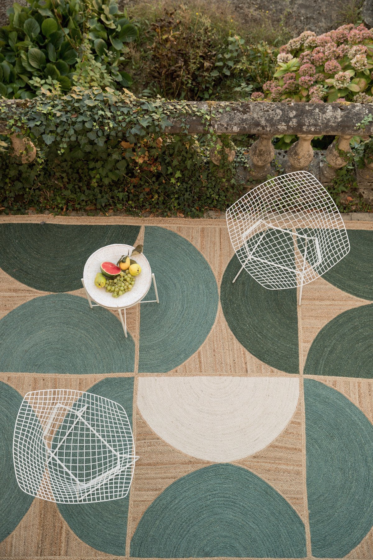 Élitis tapis coussin artisanal jute vert céladon eau nuance