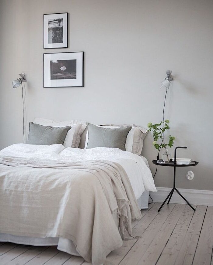 deco rustique gris clair parquet bois lamé tableau mur suspension