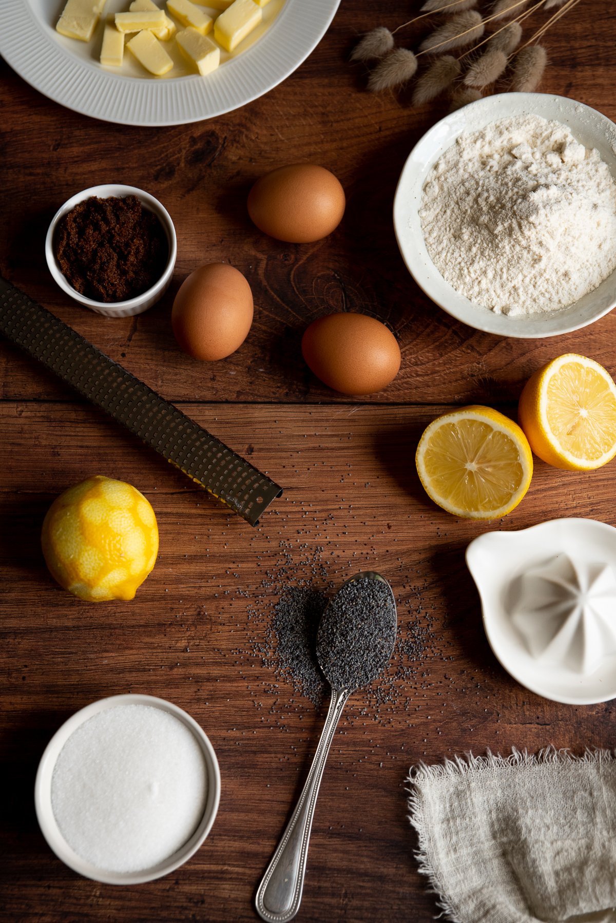 stylisme culinaire ingrédient recette gâteau dessert oeuf farine