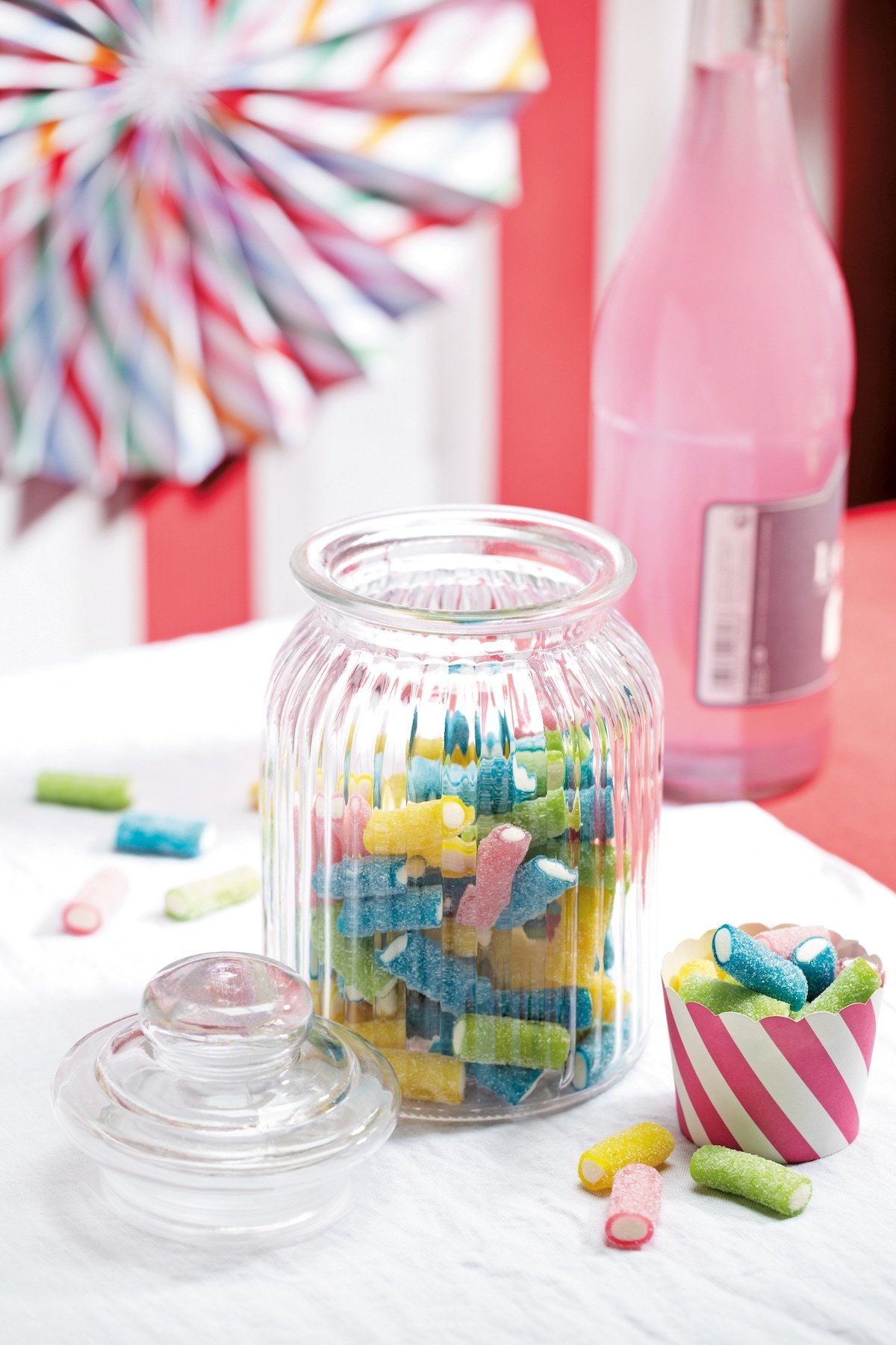 bocal vert transparent verre bonbon coloré deco cuisine