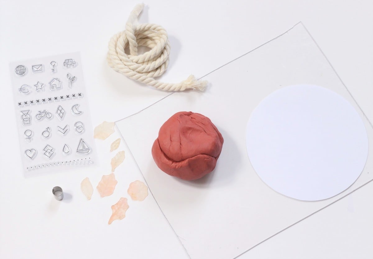 matériel mode emploi argile autodurcissante rouge