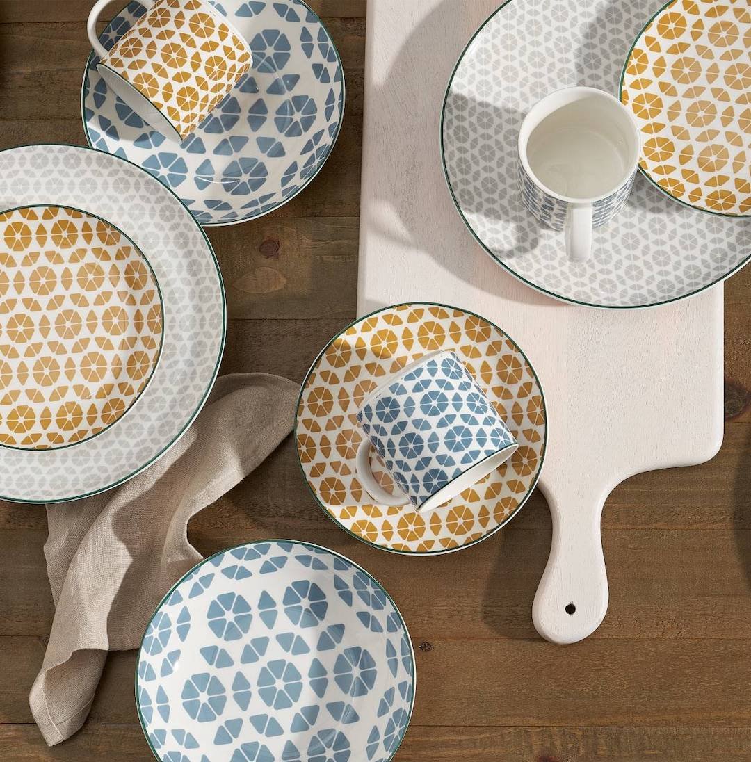 assiette bols mugs jaune bleu deco scandinave