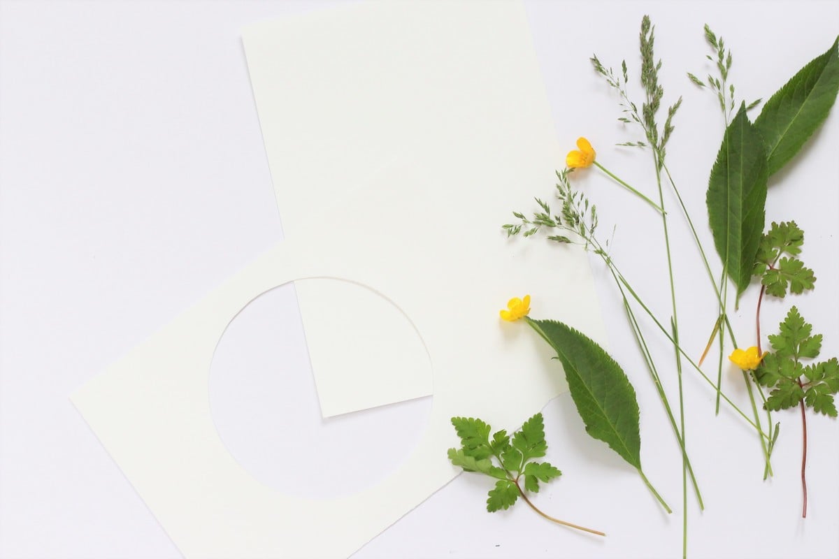 comment réaliser soi-même affiche printanière fleur murale