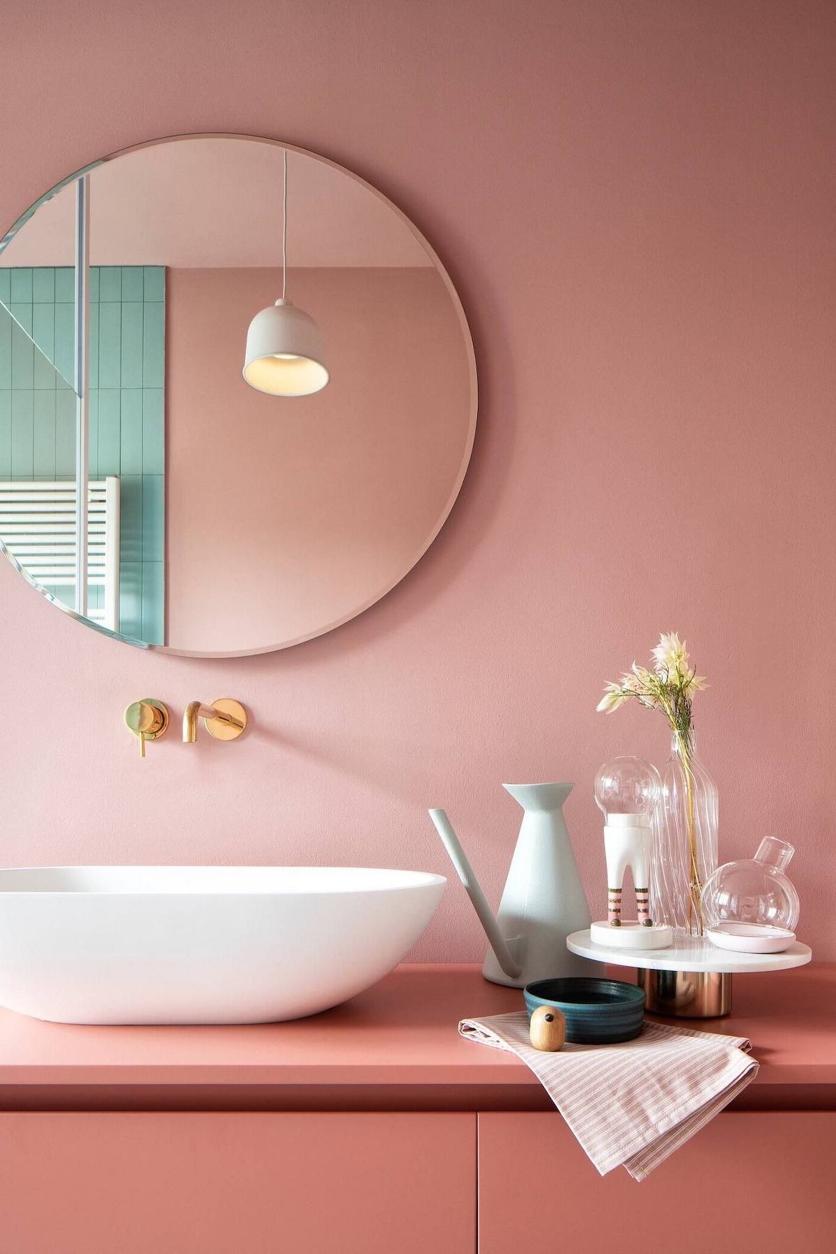 salle de bains rétro vieux rose - blog déco clem