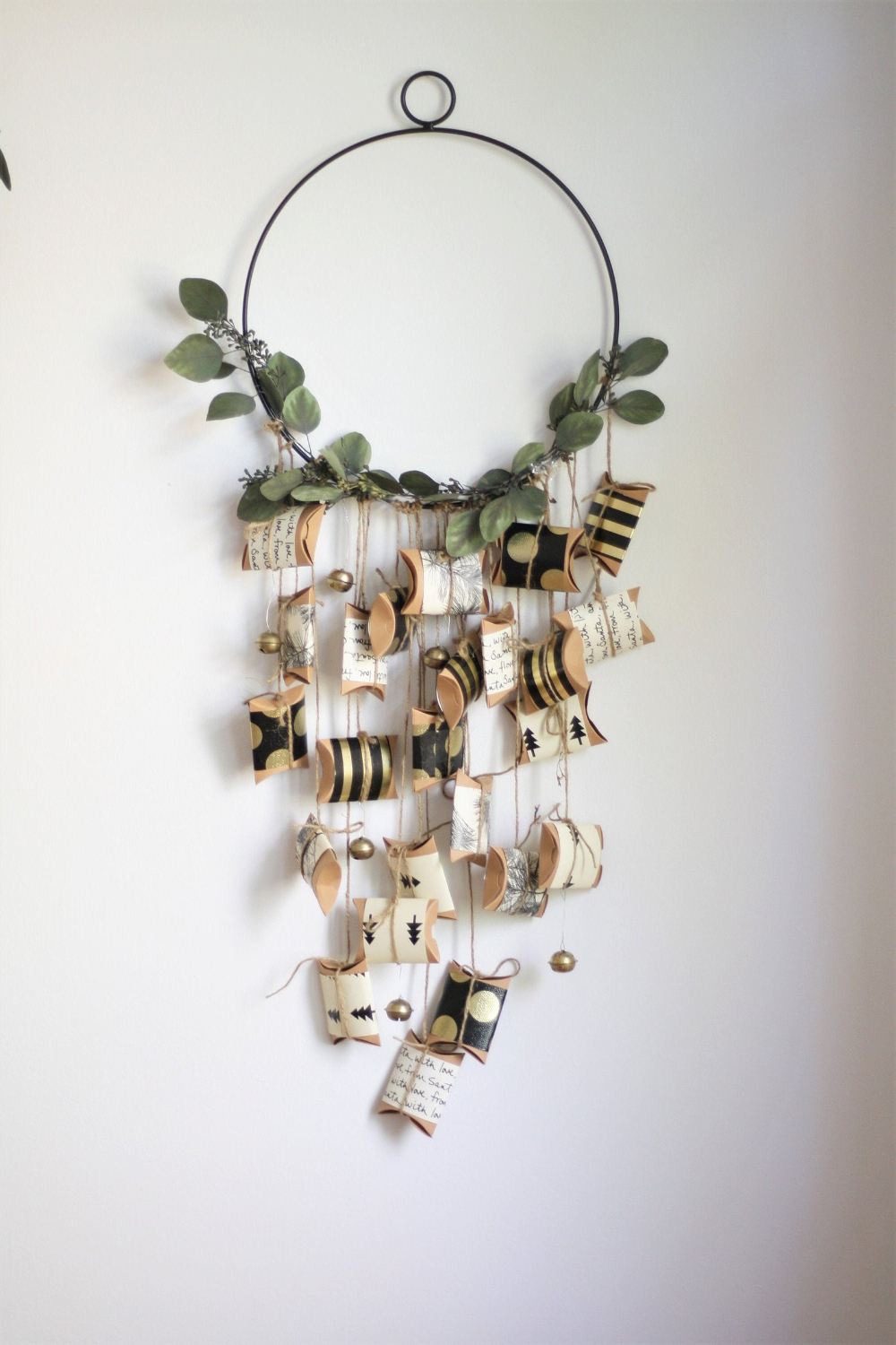 calendrier de l'avent couronne eucalyptus boîte carton