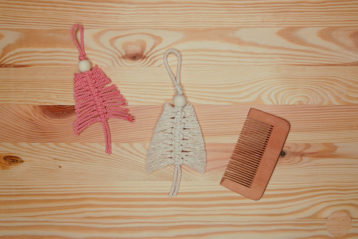 comment utiliser peigne bois macramé