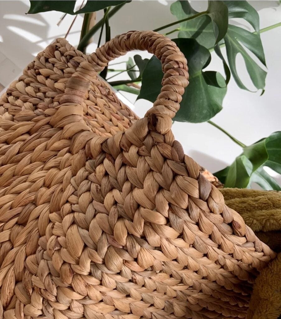 panier linge original en longueur rotin osier tressé