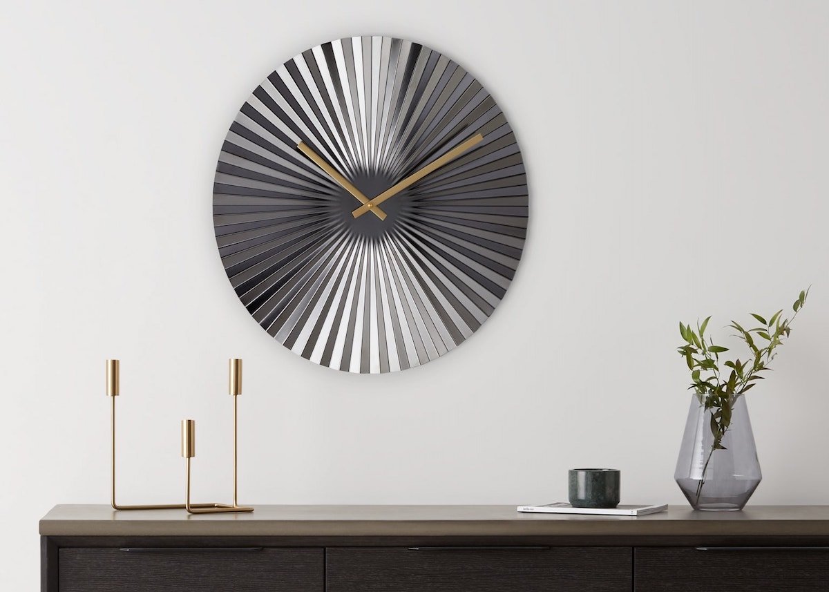 Grande horloge décoration murale ronde acier froissé ondulé