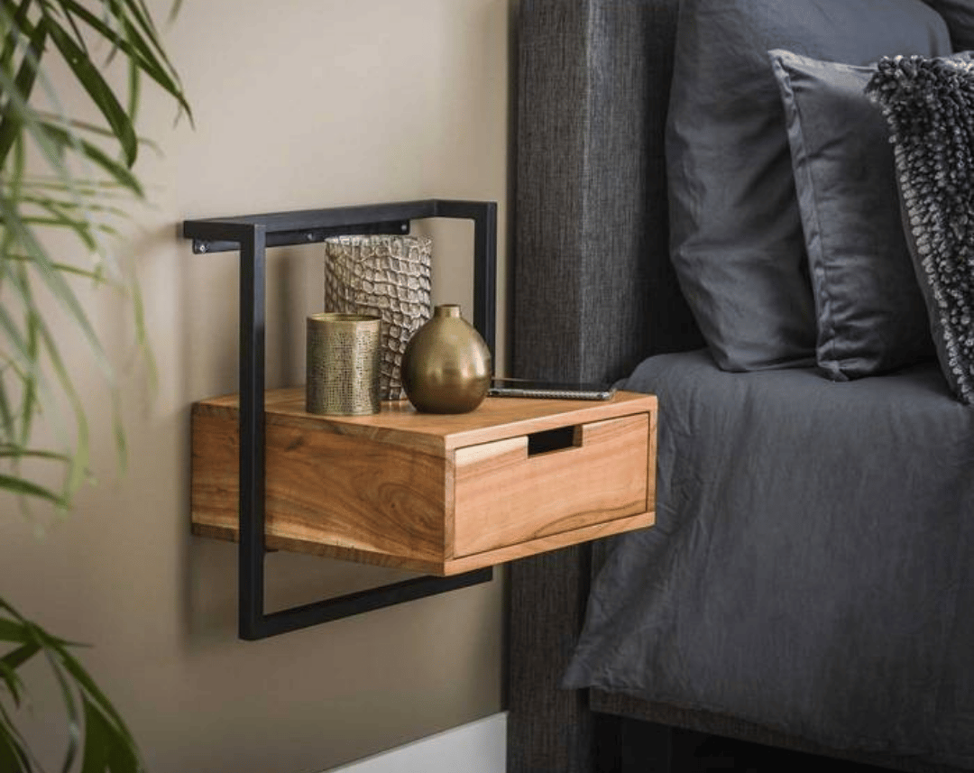 Table de nuit suspendue en fer et bois