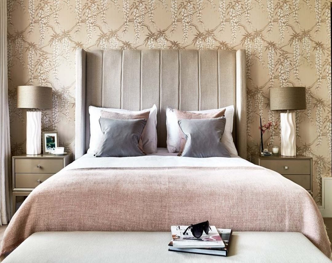 Ambiance élégante charme chambre beige rosé