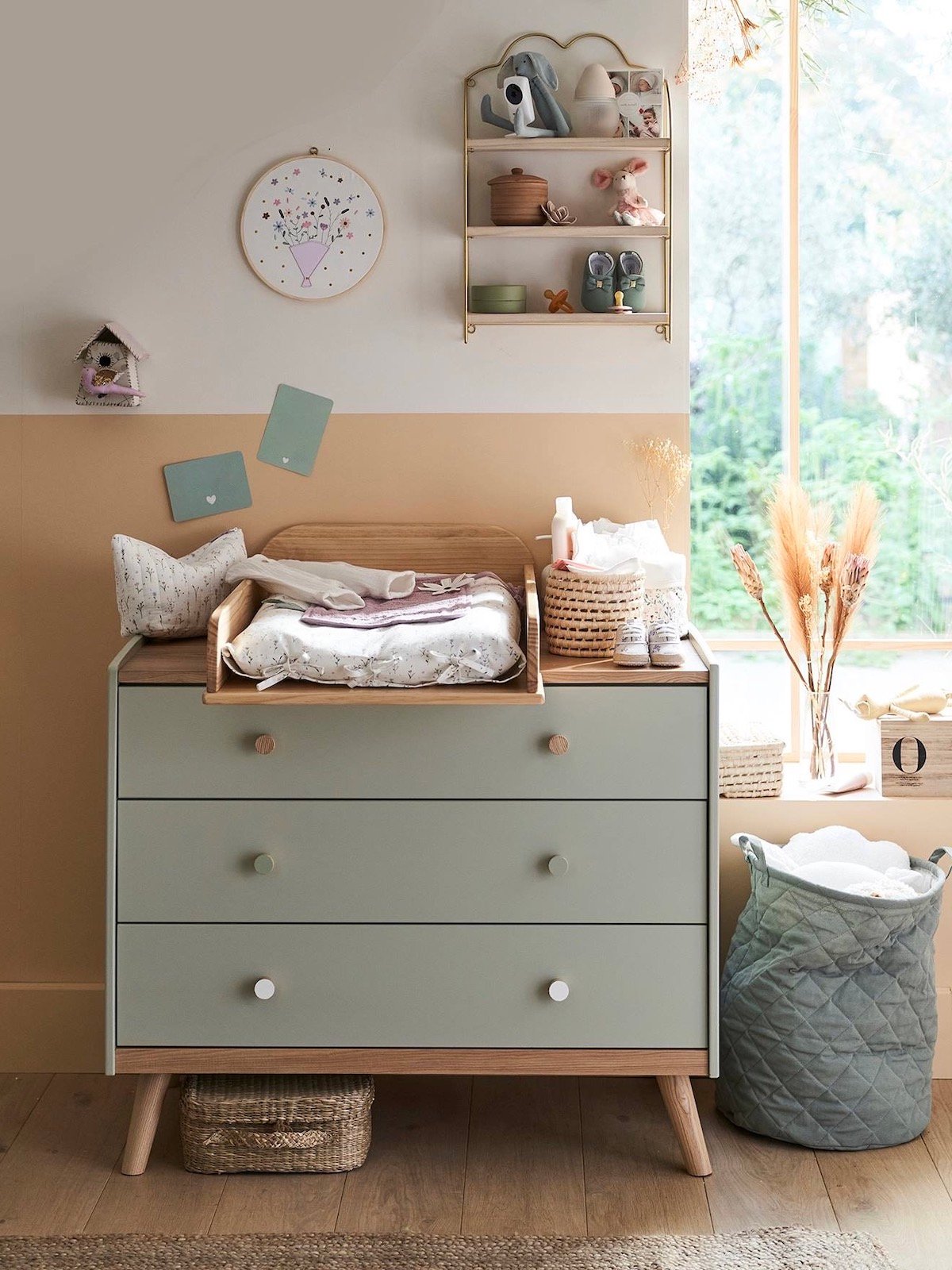 commode mobilier évolutif chambre enfant vert gris
